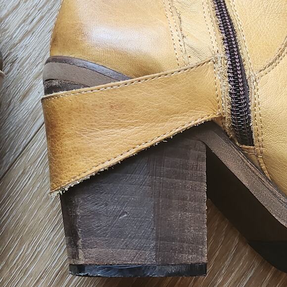 FREE PEOPLE AUBURN TALL OVER THE KNEE BOOTS MUSTARD YELLOW LEATHER SZ 39 US 8 - Picture 8 of 10